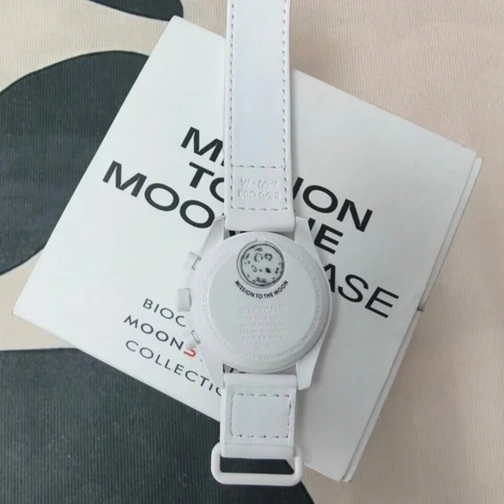 Swatch X Omega Mission To The Moonphase - Full Moon Watch - Picture 2 of 5